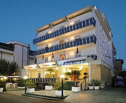 Hotel Dolores เชเซนาติโก ภายนอก รูปภาพ